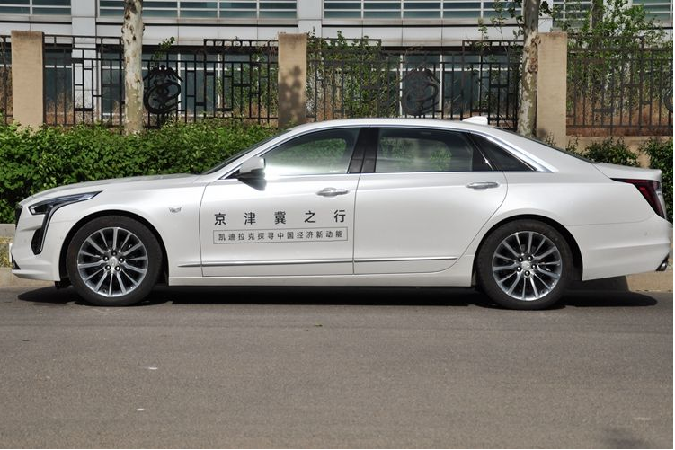 凱迪拉克CT6