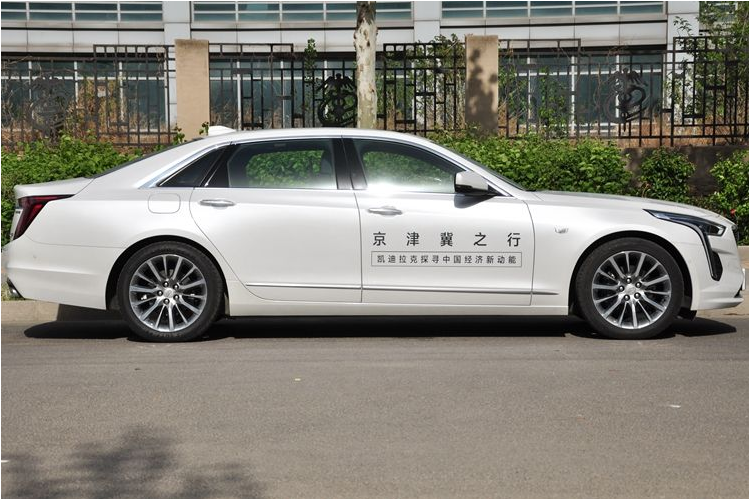 凱迪拉克CT6