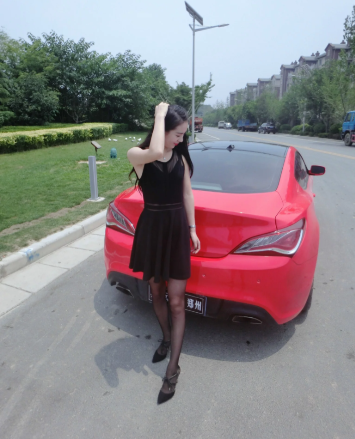 媳婦當車模