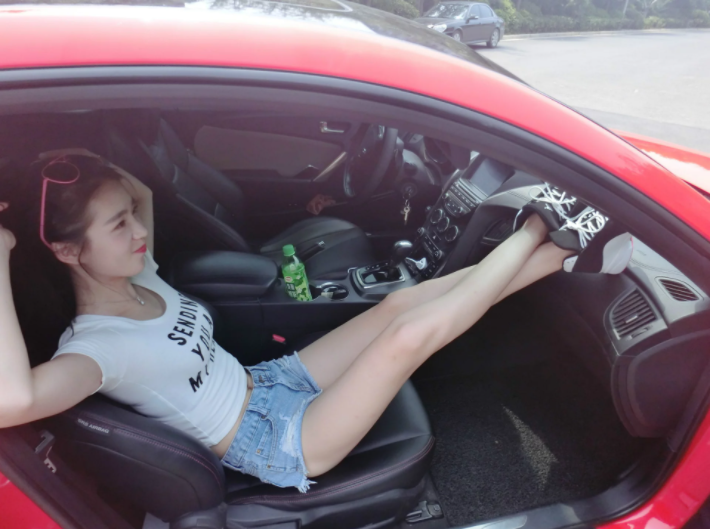媳婦當車模
