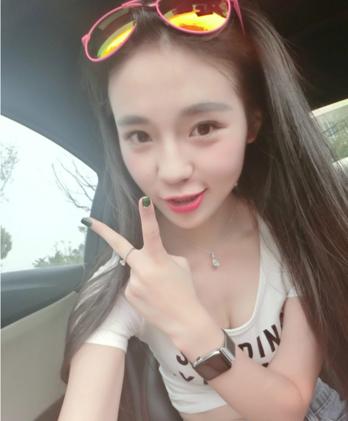 媳婦當車模
