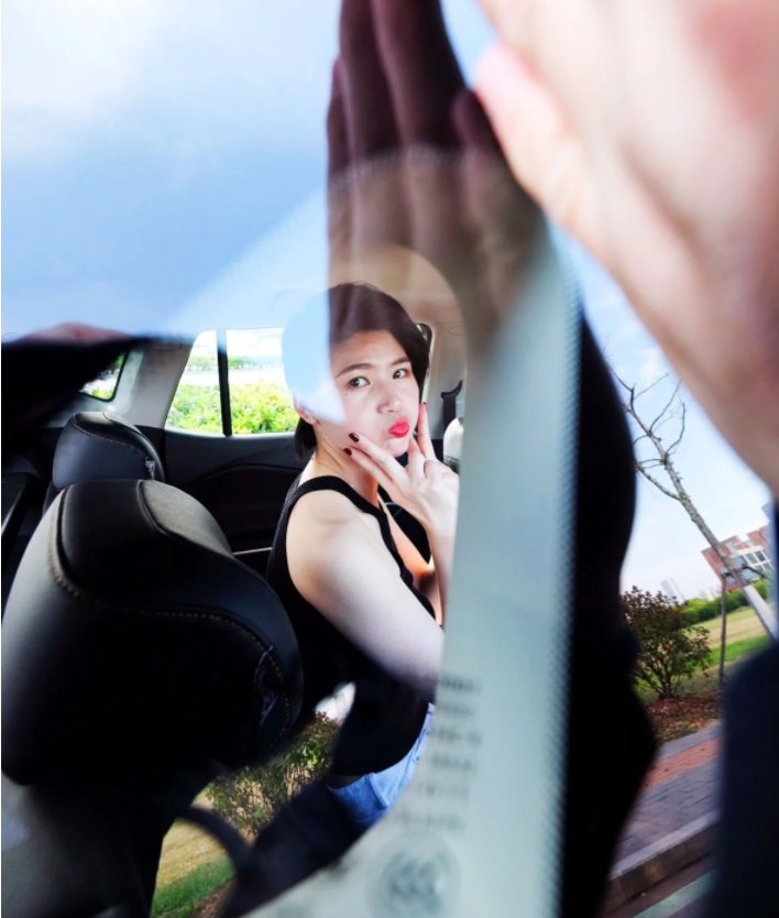 媳婦當車模