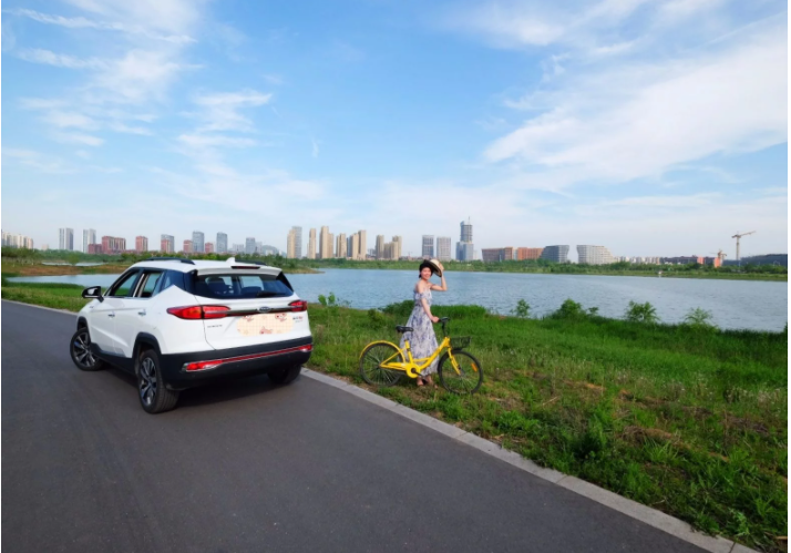 媳婦當車模