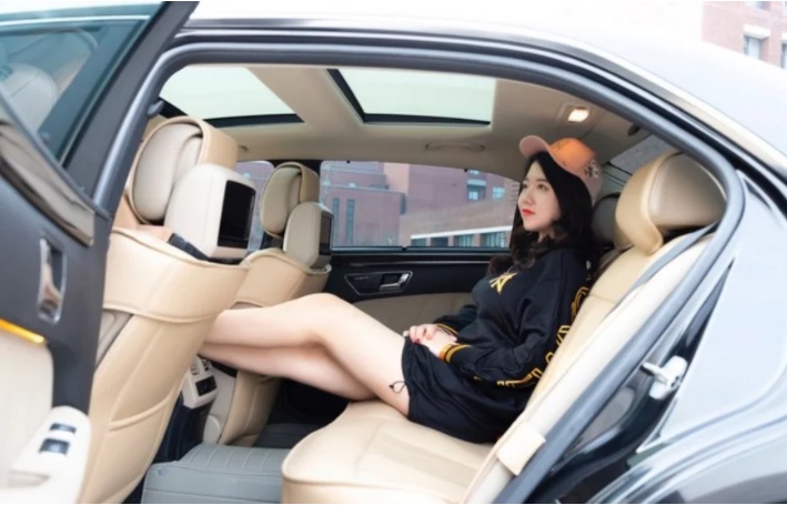 奔馳E300L