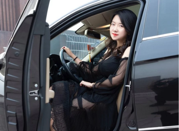 奔馳E300L
