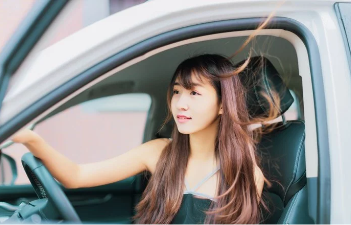 媳婦當車模